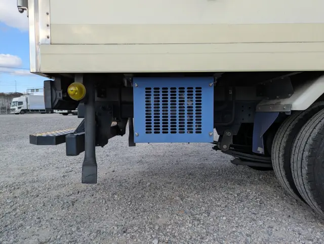 いすゞ エルフ TRG-NLR85AN(2WD)の写真32