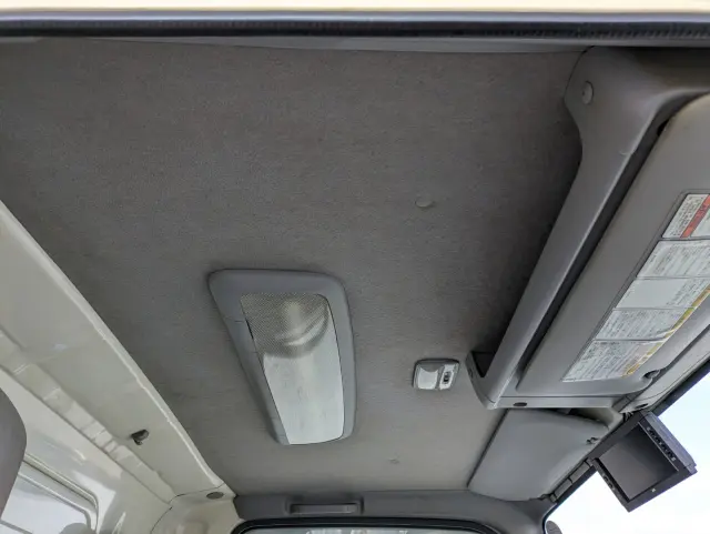 いすゞ エルフ TRG-NLR85AN(2WD)の写真36