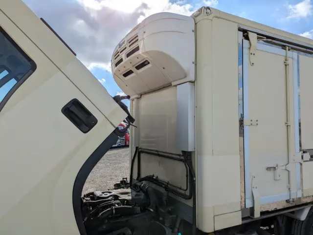 いすゞ エルフ TRG-NLR85AN(2WD)の写真41