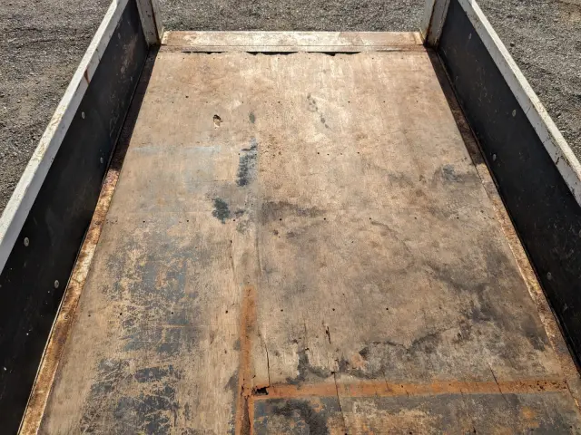 いすゞ エルフ 2RG-NJS88A(2WD)の写真17