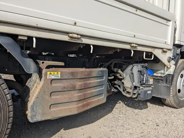 いすゞ エルフ 2RG-NJS88A(2WD)の写真27