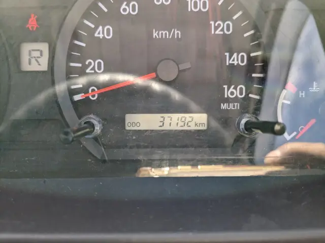 いすゞ エルフ 2RG-NJS88A(2WD)の写真32