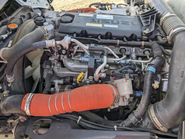 いすゞ エルフ 2RG-NJS88A(2WD)の写真33