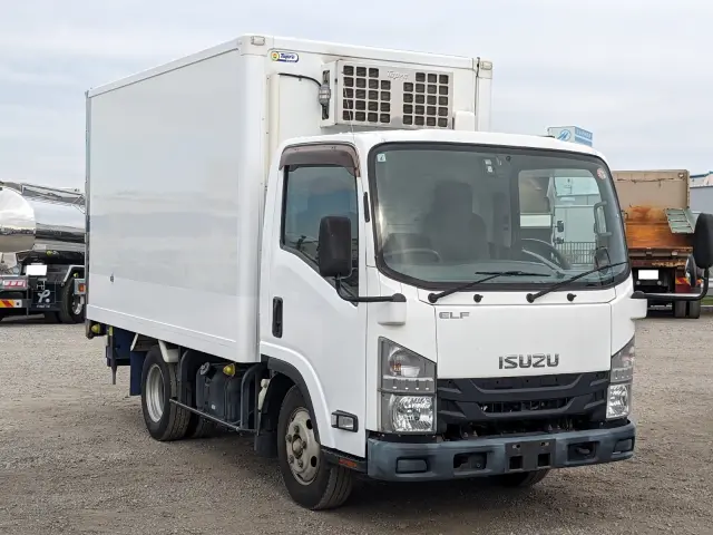 いすゞ エルフ TPG-NMR85AN(2WD)の写真3