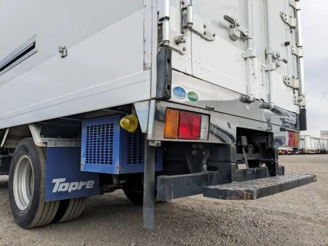 いすゞ エルフ TPG-NMR85AN(2WD)の写真8