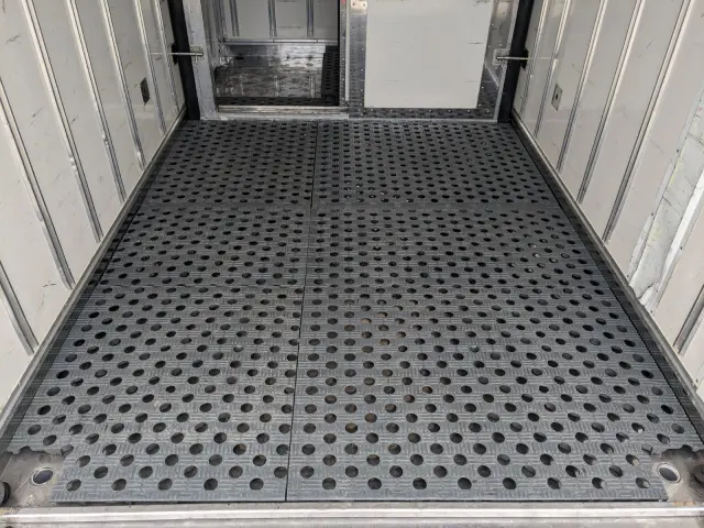 いすゞ エルフ TPG-NMR85AN(2WD)の写真12