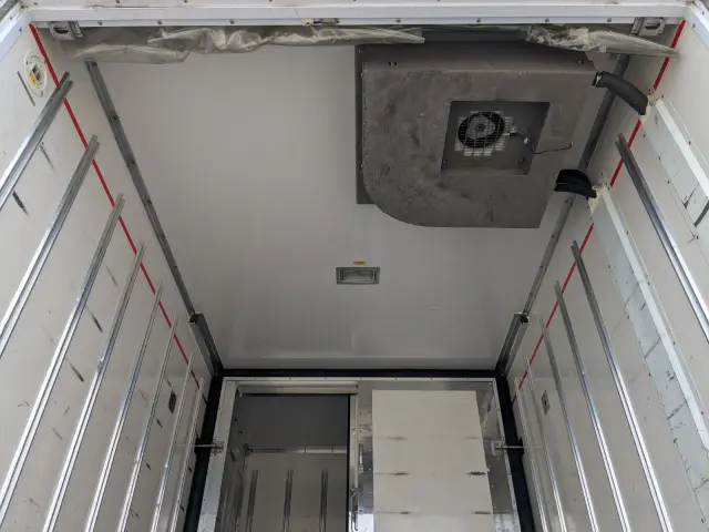 いすゞ エルフ TPG-NMR85AN(2WD)の写真14