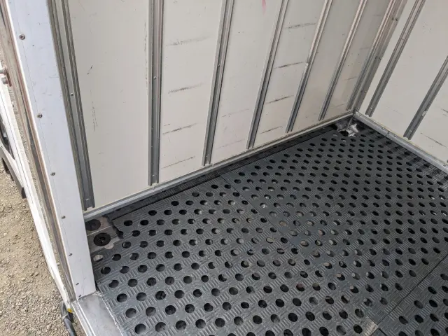 いすゞ エルフ TPG-NMR85AN(2WD)の写真20