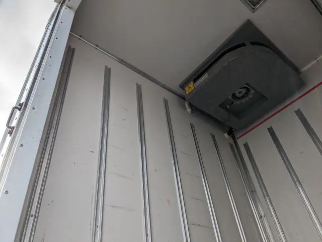 いすゞ エルフ TPG-NMR85AN(2WD)の写真21