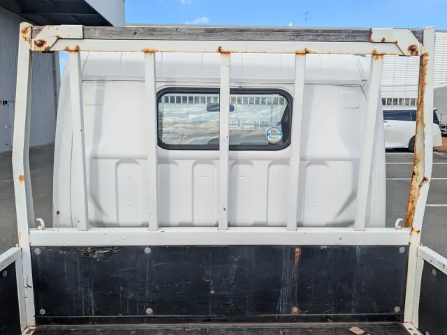 三菱 キャンター TPG-FEA20(2WD)の写真17