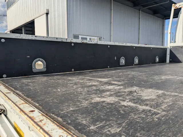 三菱 キャンター TPG-FEA20(2WD)の写真21