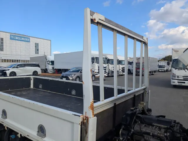 三菱 キャンター TPG-FEA20(2WD)の写真32