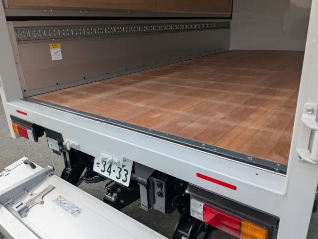 三菱 キャンター 2RG-FEB50(2WD)の写真18