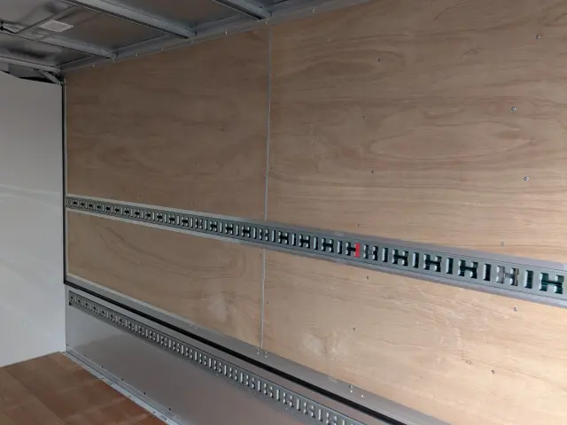 三菱 キャンター 2RG-FEB50(2WD)の写真25