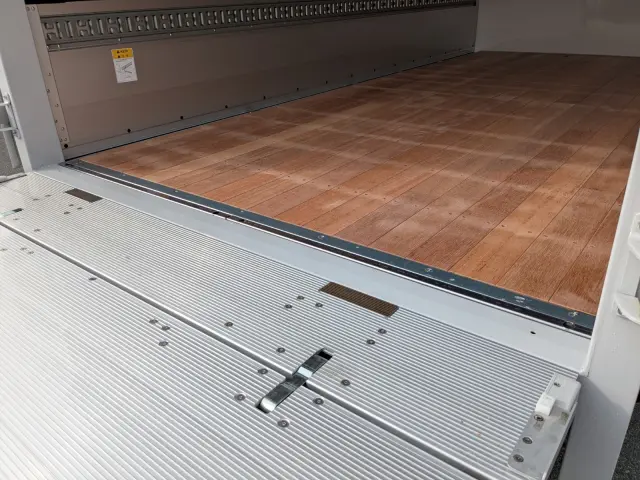 三菱 キャンター 2RG-FEB50(2WD)の写真35