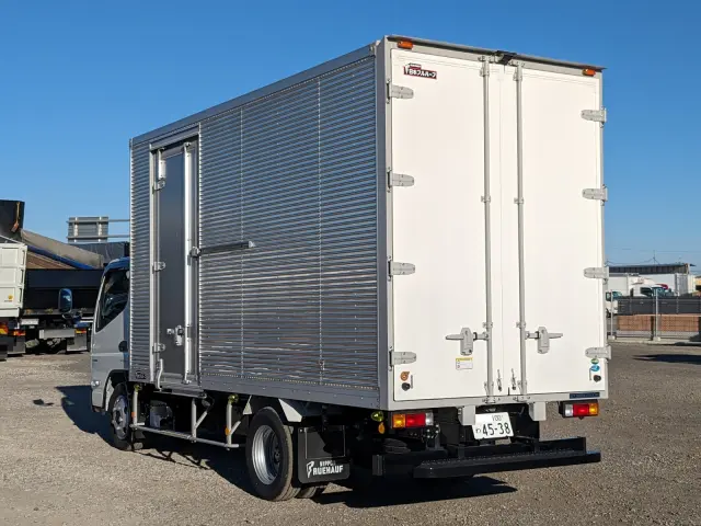 三菱 キャンター 2RG-FEAV0(2WD)の写真4