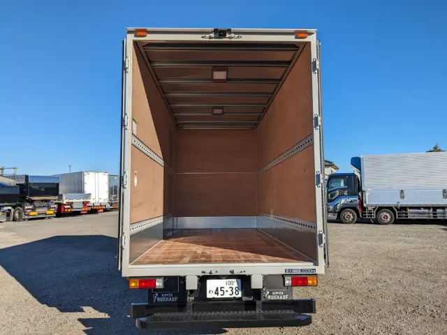 三菱 キャンター 2RG-FEAV0(2WD)の写真9