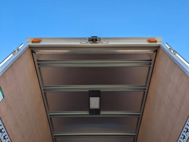 三菱 キャンター 2RG-FEAV0(2WD)の写真11