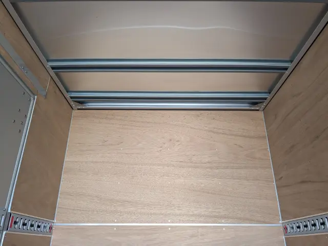 三菱 キャンター 2RG-FEAV0(2WD)の写真15