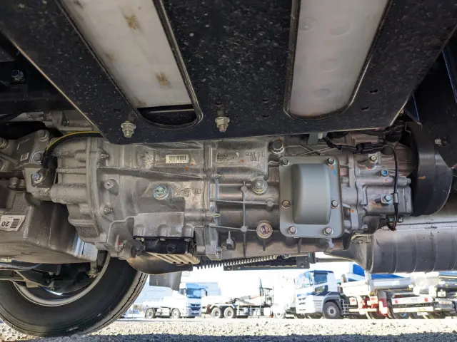 三菱 キャンター 2RG-FEAV0(2WD)の写真24