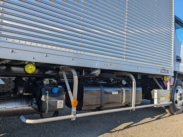 三菱 キャンター 2RG-FEAV0(2WD)の写真31