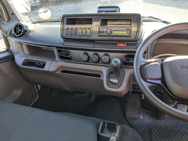 三菱 キャンター 2RG-FEAV0(2WD)の写真35