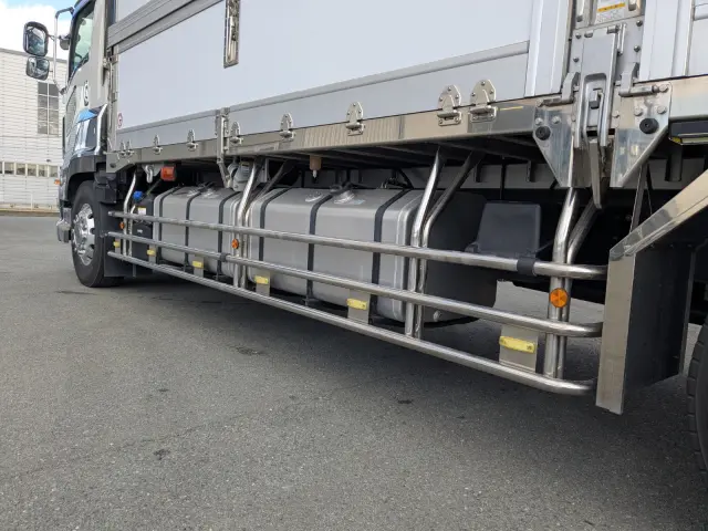 いすゞ ギガ 2PG-CYL77DA(6x2)の写真14