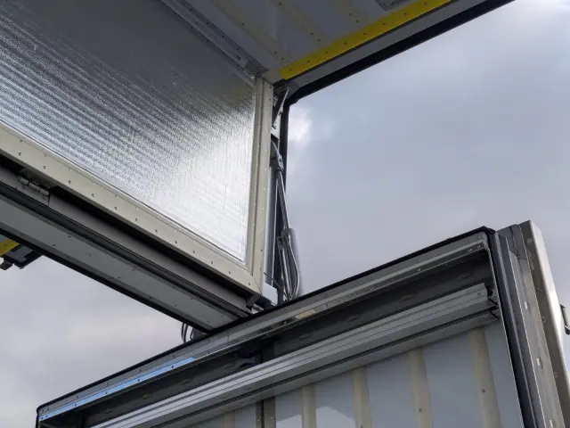 いすゞ ギガ 2PG-CYL77DA(6x2)の写真32