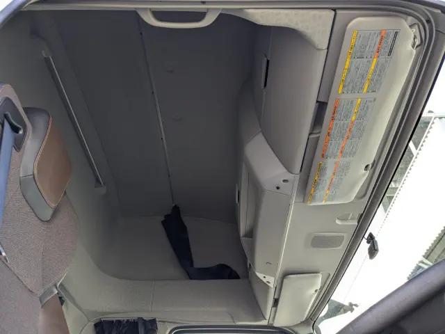 いすゞ ギガ 2PG-CYL77DA(6x2)の写真37