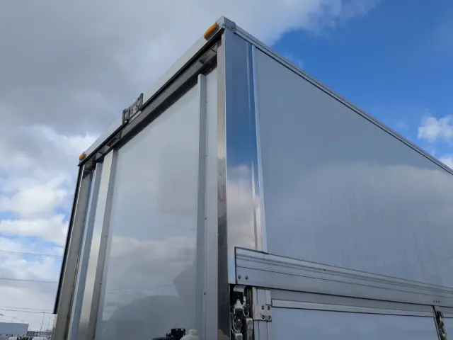 いすゞ ギガ 2PG-CYL77DA(6x2)の写真45