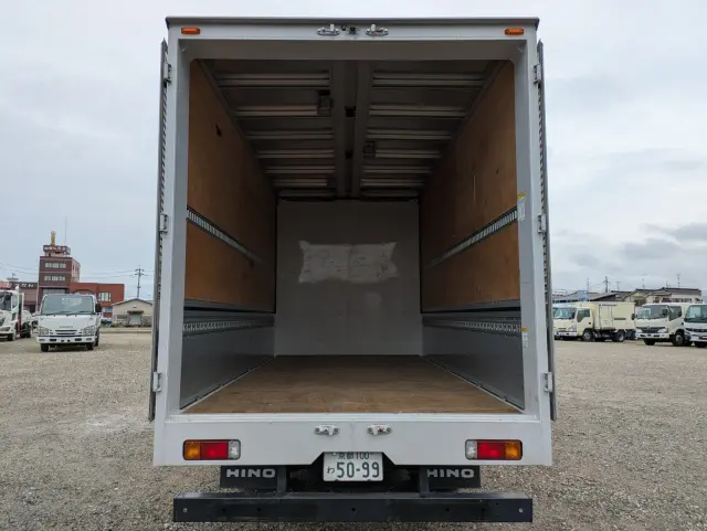 日野 デュトロ 2KG-XZU712M(2WD)の写真9