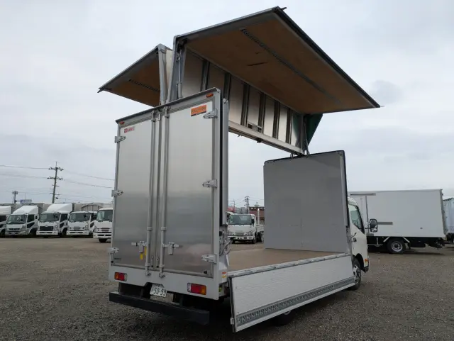 日野 デュトロ 2KG-XZU712M(2WD)の写真33