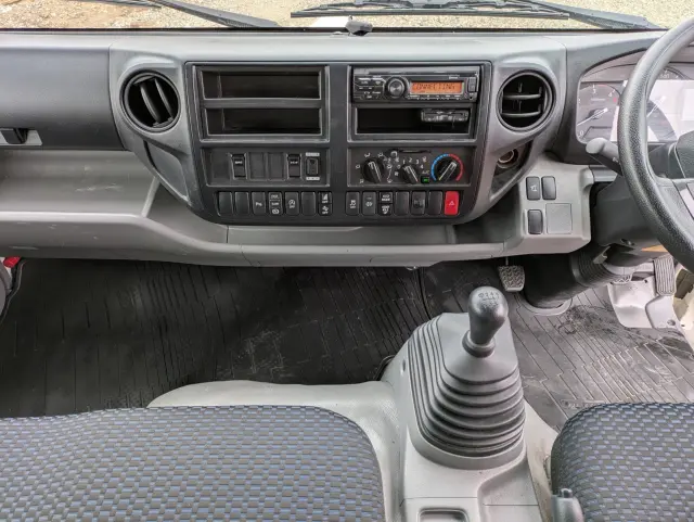 日野 デュトロ 2KG-XZU712M(2WD)の写真37