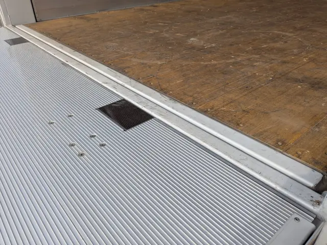 日野 レンジャー 2KG-FD2ABG(2WD)の写真13