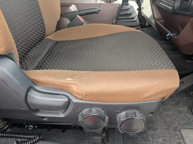 日野 レンジャー 2KG-FD2ABG(2WD)の写真34