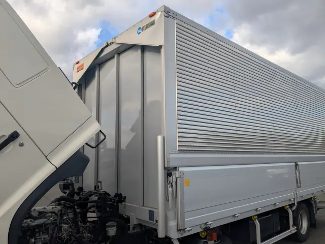 日野 レンジャー 2KG-FD2ABG(2WD)の写真40