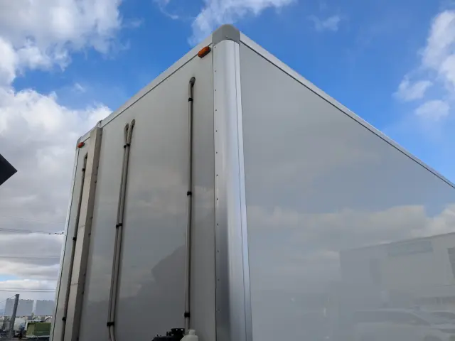 いすゞ ギガ 2PG-CYJ77C(8x4)の写真42