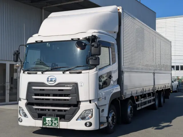 ＵＤ クオン 2PG-CG5CA(8x4)の写真1