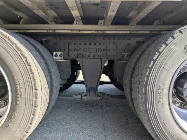 ＵＤ クオン 2PG-CG5CA(8x4)の写真13