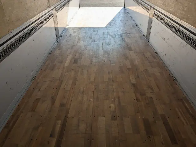 ＵＤ クオン 2PG-CG5CA(8x4)の写真26