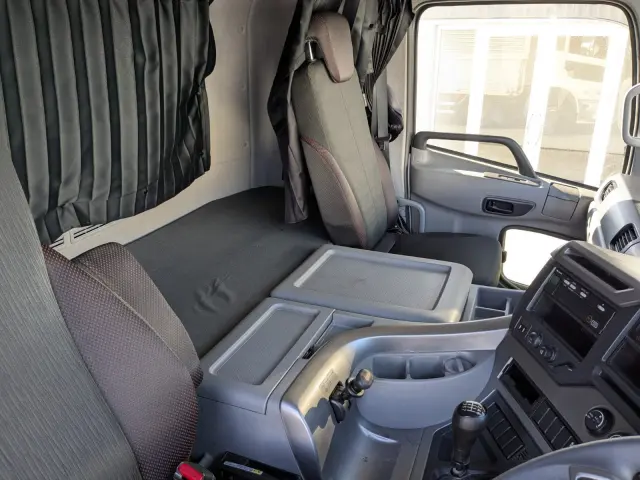 ＵＤ クオン 2PG-CG5CA(8x4)の写真36