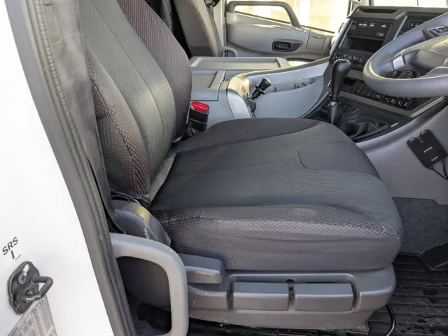 ＵＤ クオン 2PG-CG5CA(8x4)の写真39