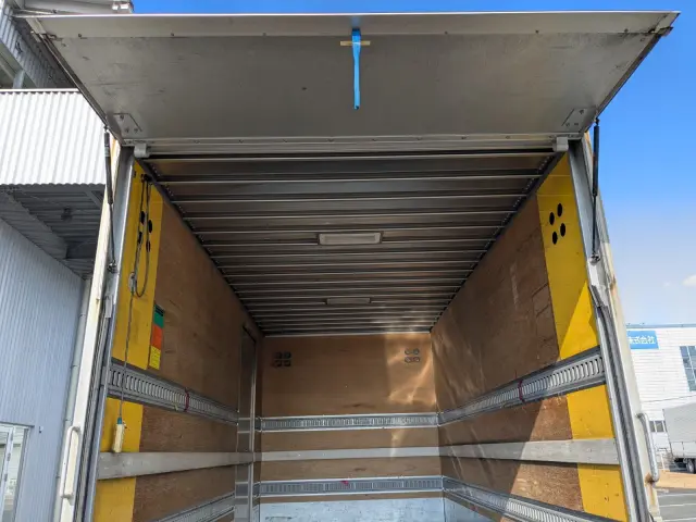 日野 デュトロ 2RG-XZU712M(2WD)の写真21