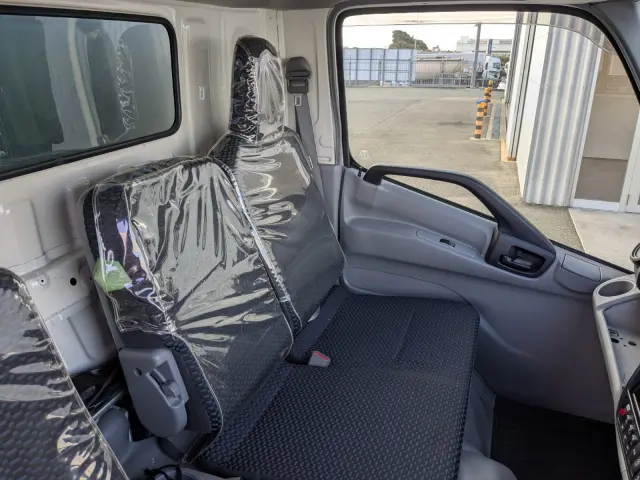 日野 デュトロ 2RG-XZU712M(2WD)の写真35