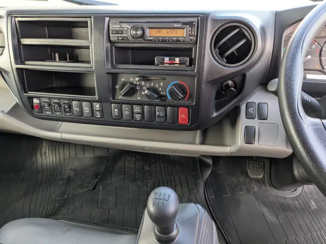 日野 デュトロ 2RG-XZU712M(2WD)の写真36