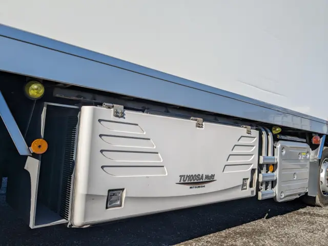 いすゞ ギガ 2PG-CYJ77C(8x4)の写真34