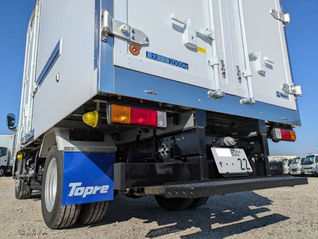 三菱 キャンター 2RG-FBAV0(2WD)の写真8