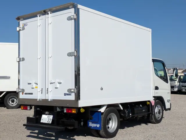 三菱 キャンター 2RG-FBAV0(2WD)の写真9