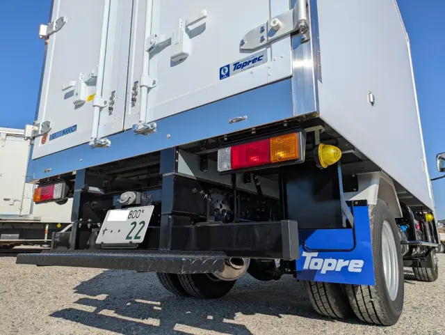 三菱 キャンター 2RG-FBAV0(2WD)の写真10