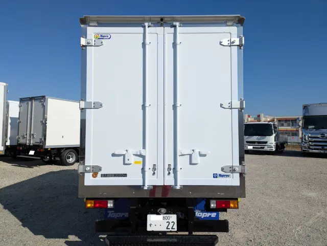 三菱 キャンター 2RG-FBAV0(2WD)の写真11